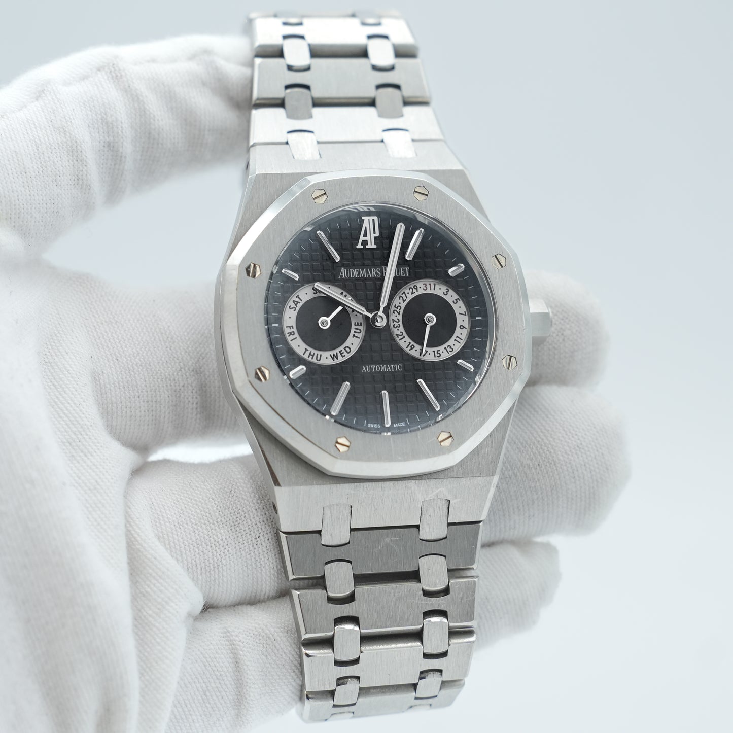 Audemars Piguet Royal Oak Day-Date 26330ST.OO.1220ST.01