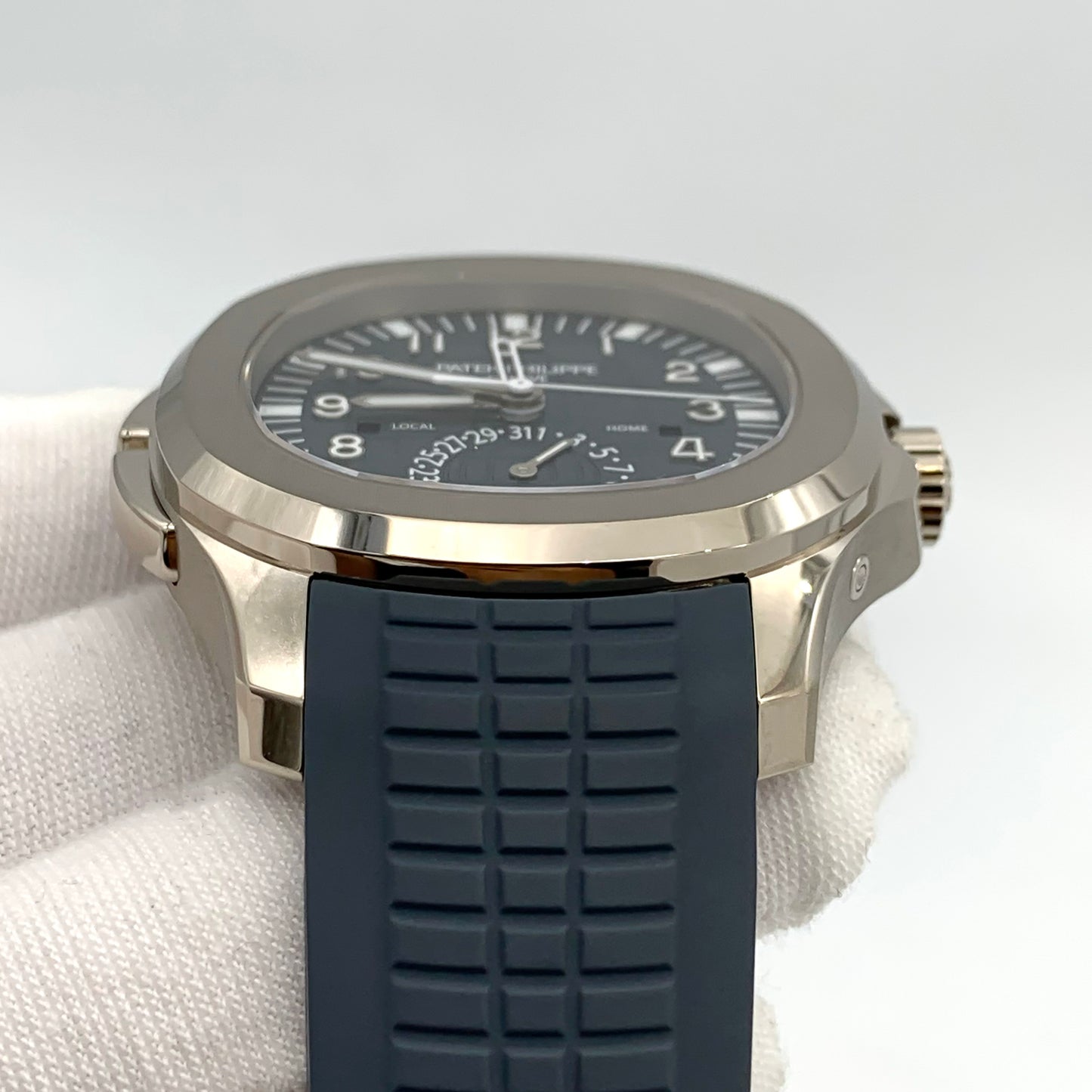 2025 Patek Philippe Aquanaut Travel Time White Gold Blue Dial 42mm 5168G-001