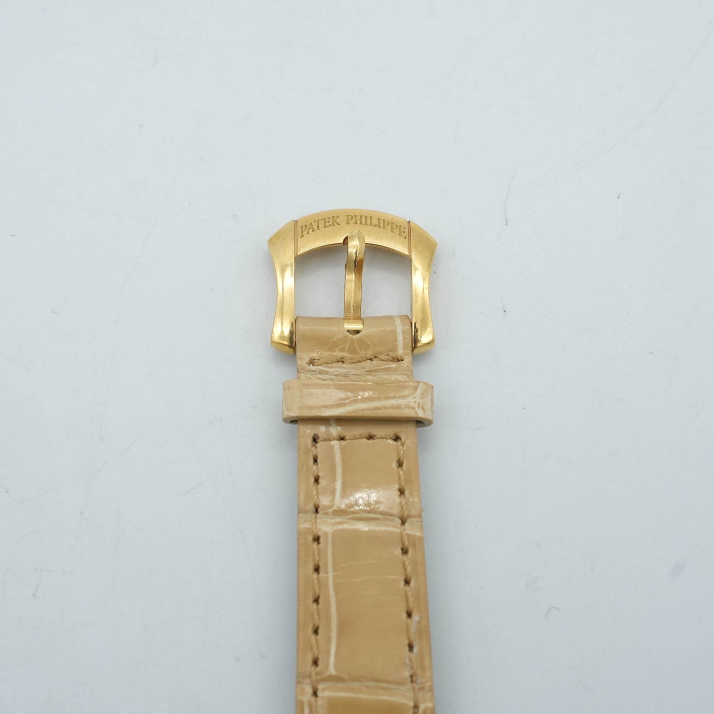 PATEK PHILIPPE 18K Yellow Gold 28mm Calatrava 4905J