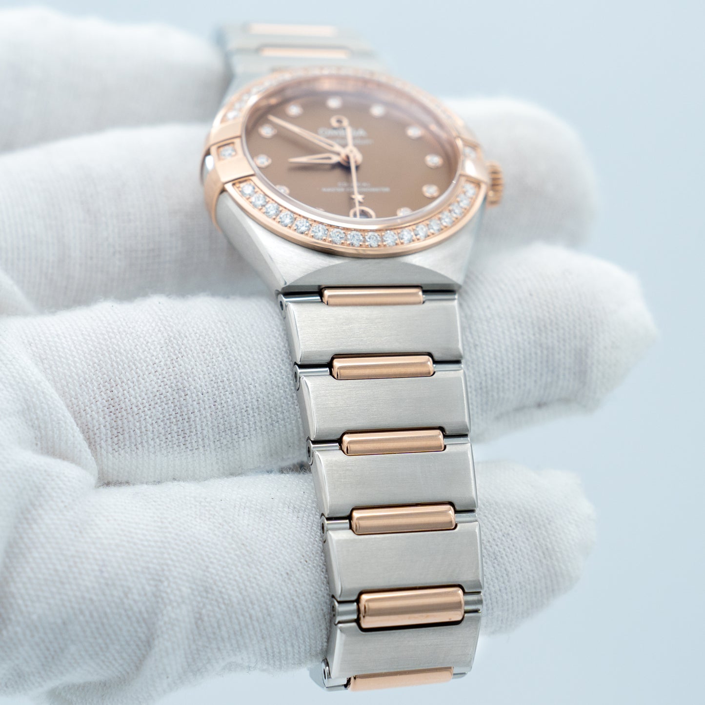 Omega Constellation Master Chronometer Manhattan 131.25.29.20.63.001