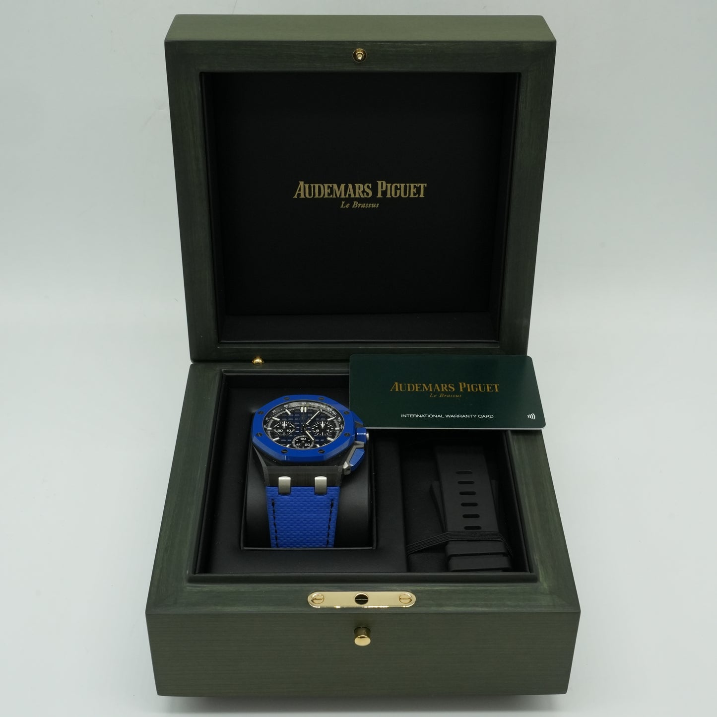 Audemars Piguet Royal Oak Offshore Blue Smoked dial 43mm Ceramic case flyback