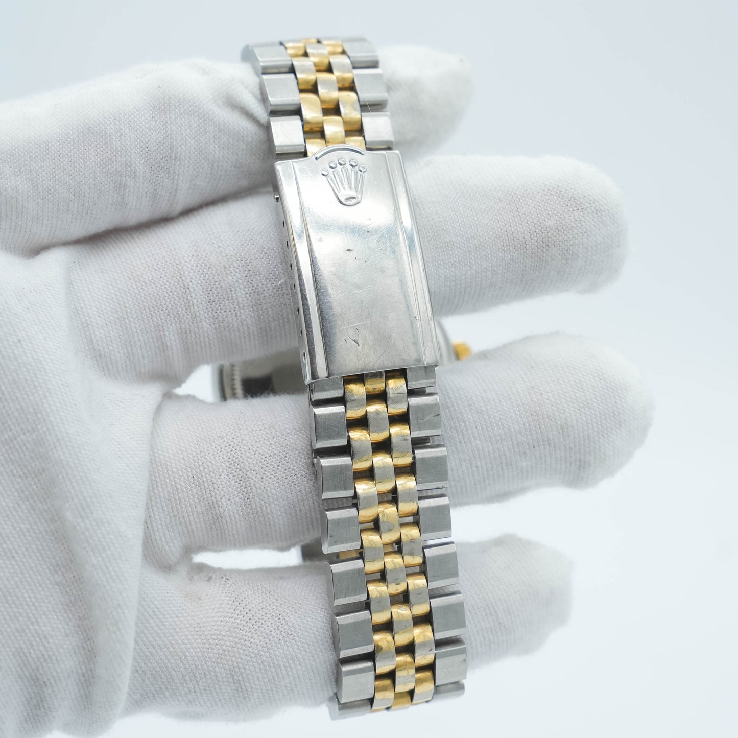 Rolex Oyster Perpetual Date 1512 Zephyr Yellow Gold