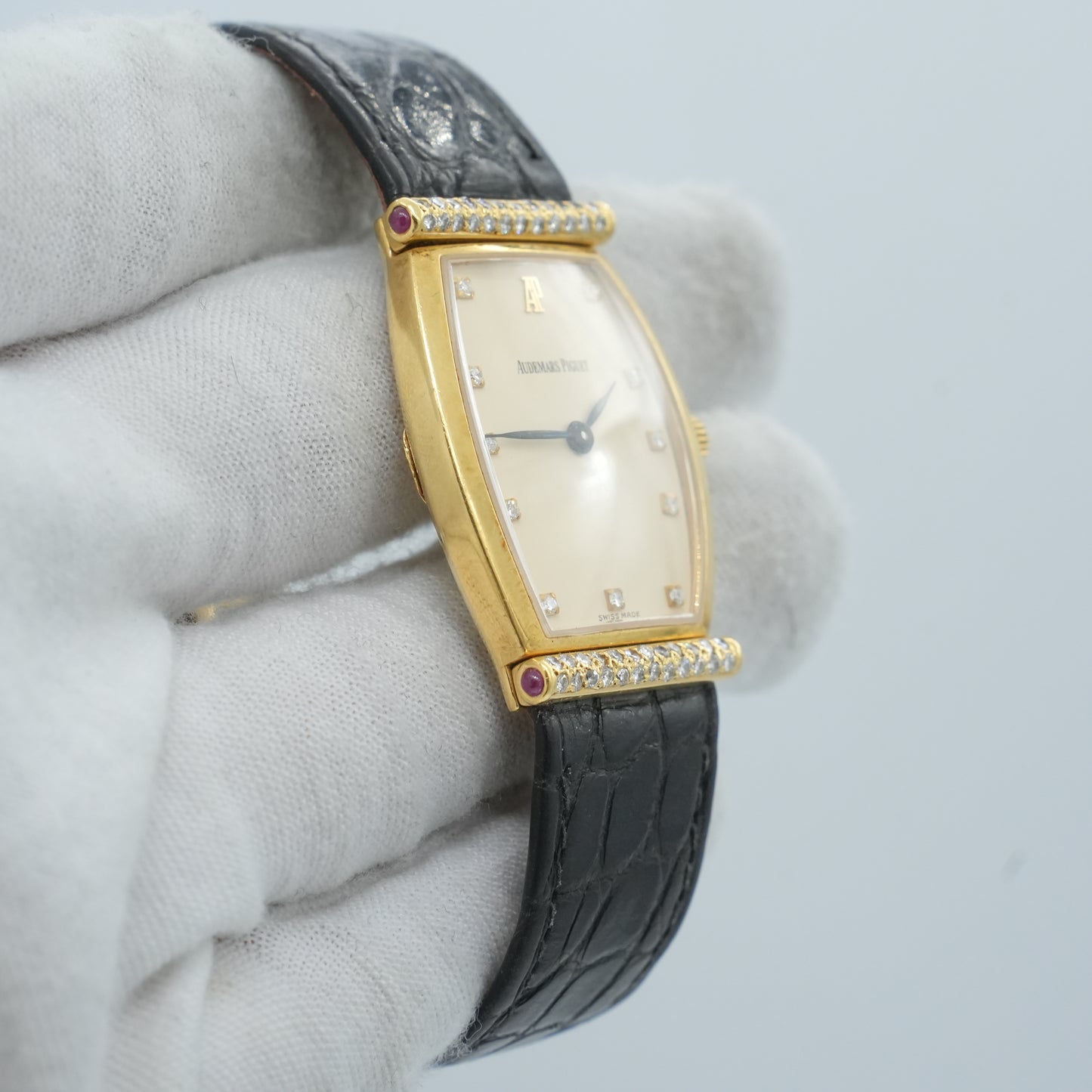 Audemars Piguet Carnegie 14941 diamond bezel ladies watch 18kt yellow gold