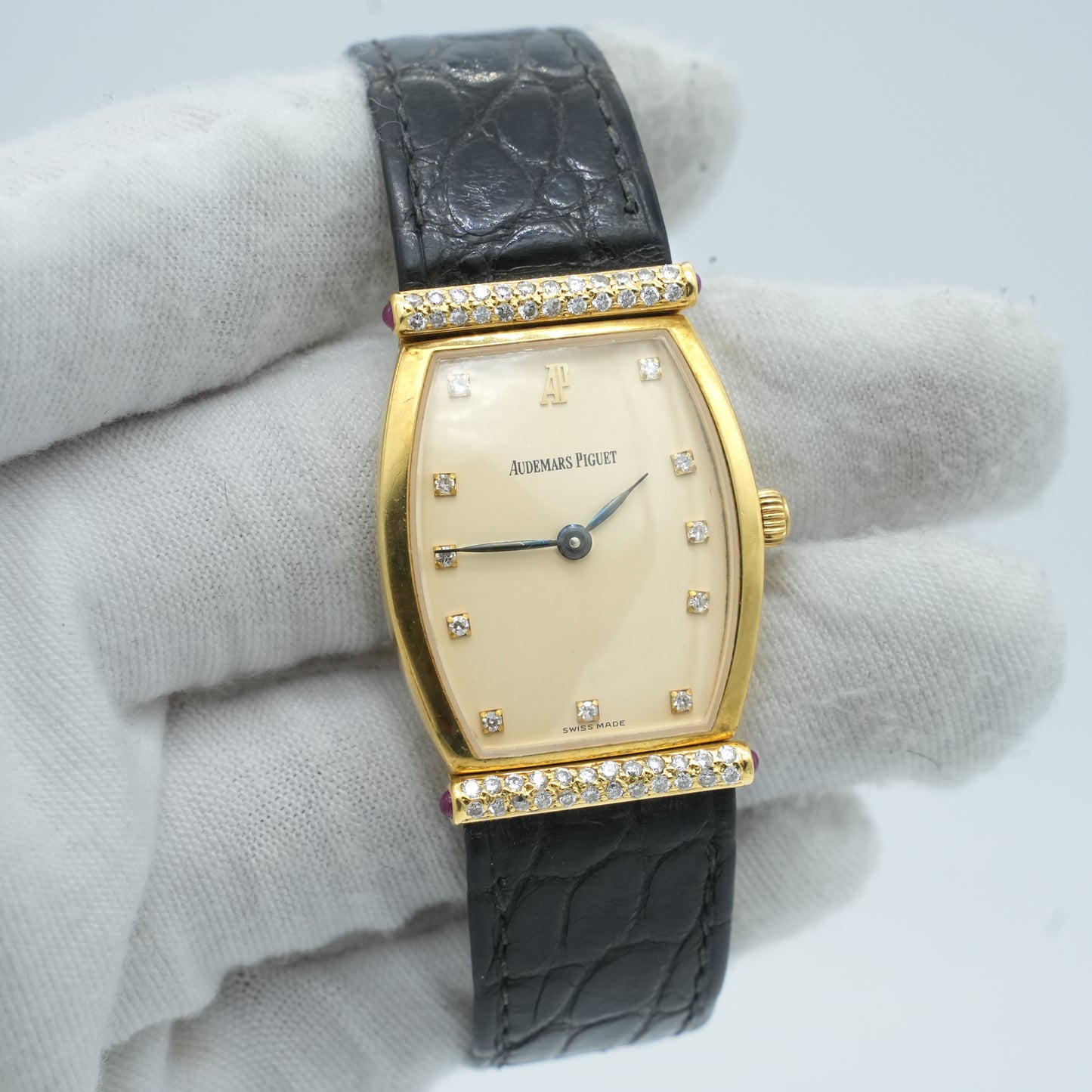 Audemars Piguet Carnegie 14941 diamond bezel ladies watch 18kt yellow gold