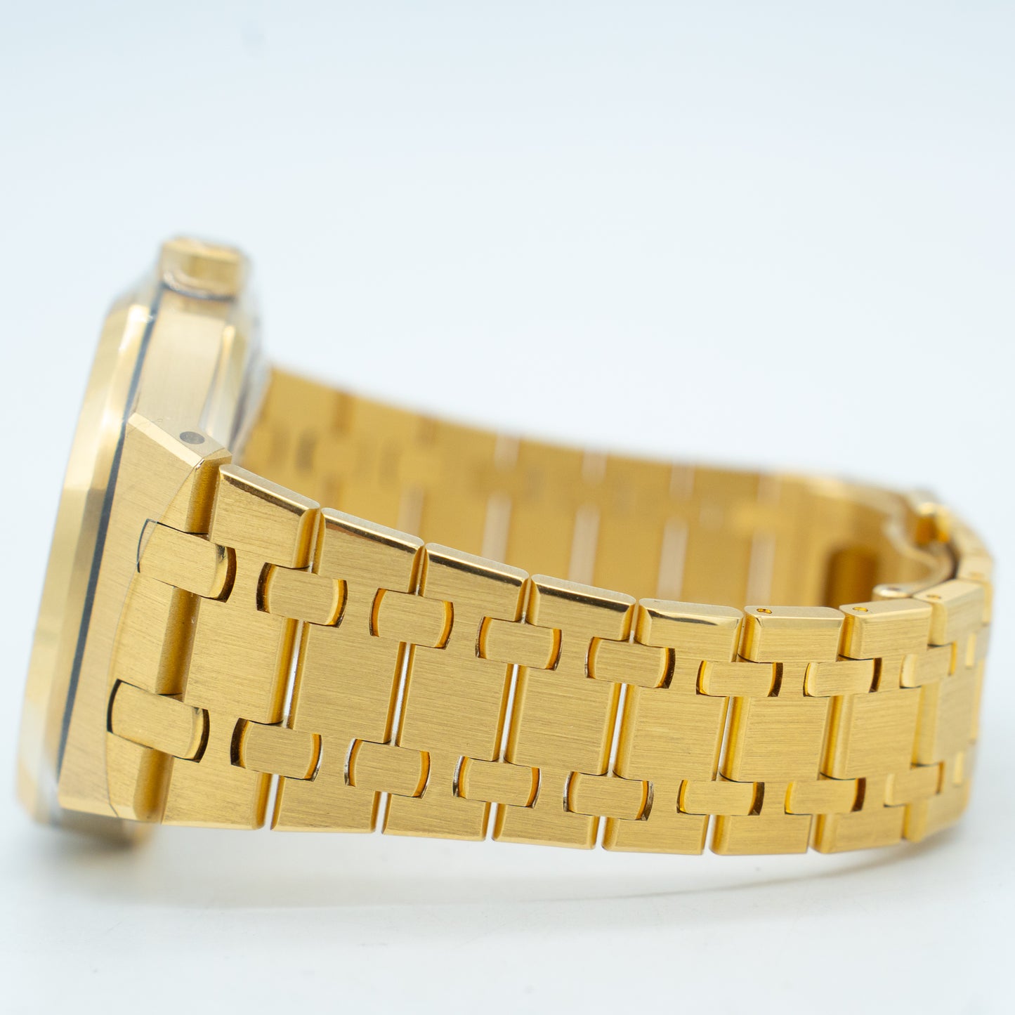 Audemars Piguet Royal Oak 15450BA Blue Dial 18K Yellow Gold