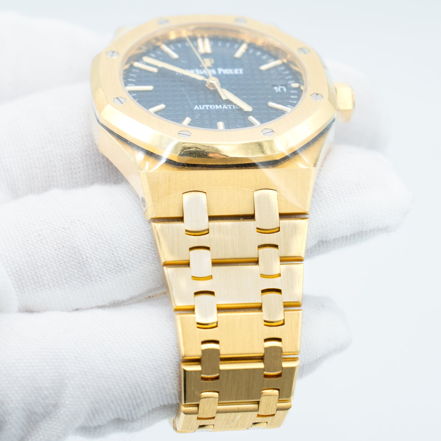 Audemars Piguet Royal Oak 15450BA Blue Dial 18K Yellow Gold