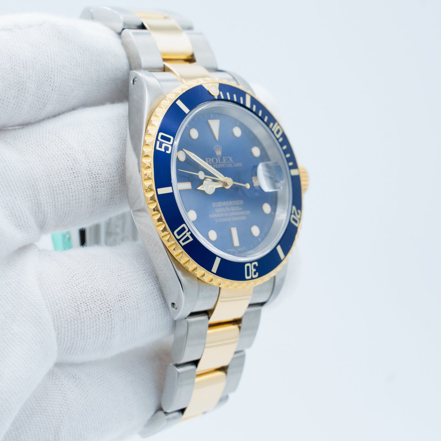Rolex Submariner Date 40mm Blue Two-Tone 18K Yellow Gold Stainless Watch 16613