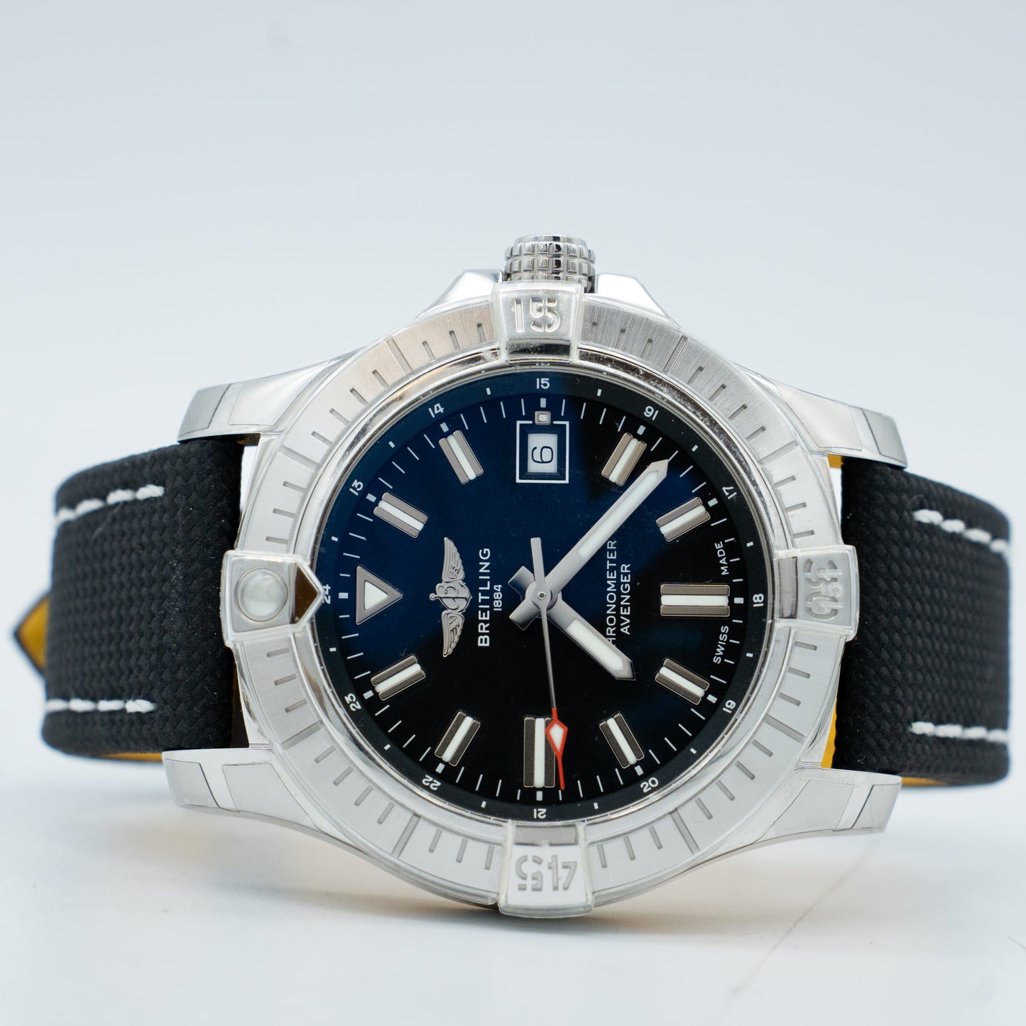 BREITLING AVENGER AUTOMATIC 43 BLACK DIAL A17318101B1X1