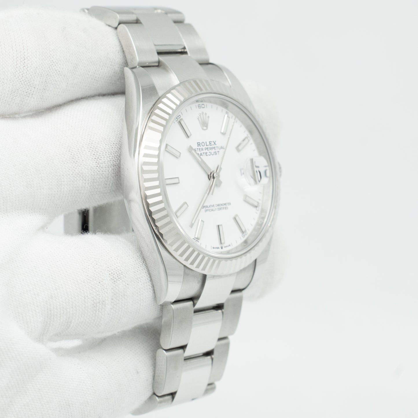 Rolex Datejust White Dial 126334 Fluted Bezel Oyster Bracelet 41MM 2024 B&P