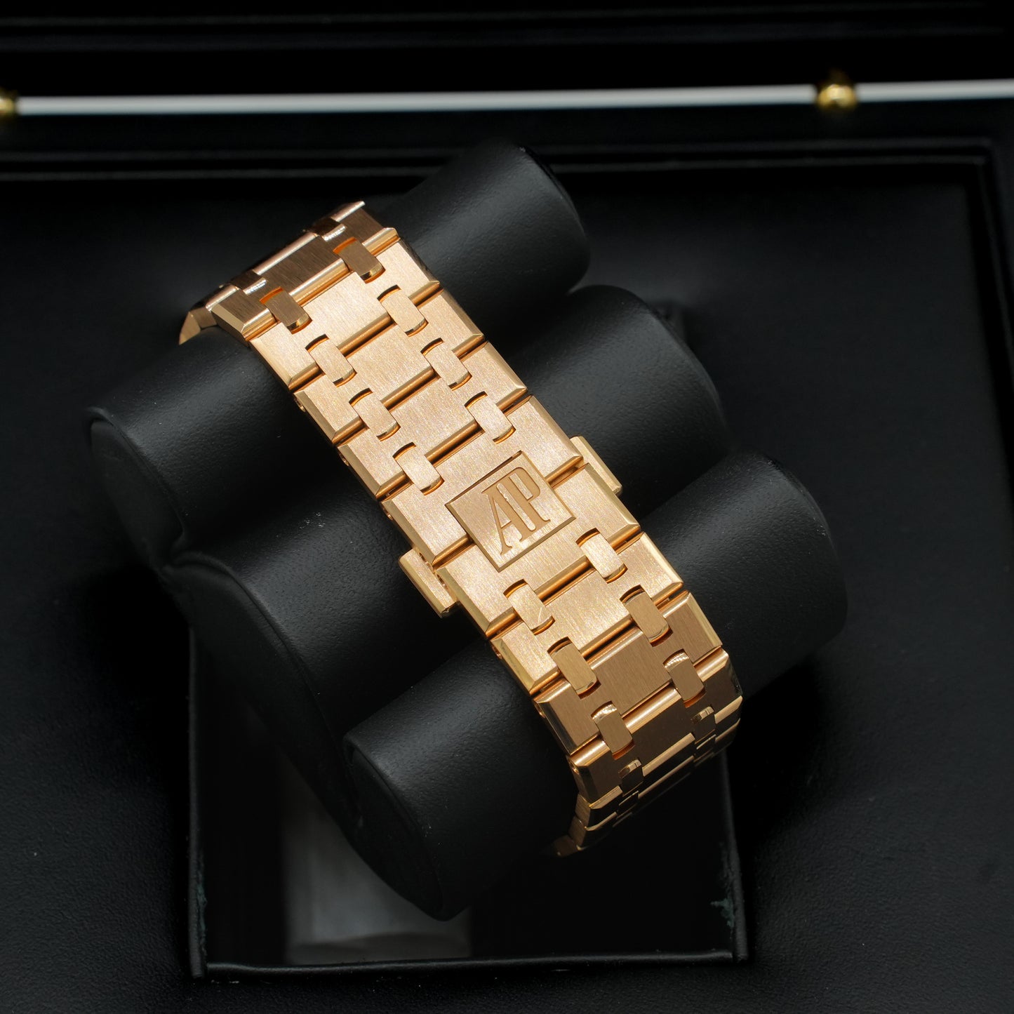 Audemars PIGUET ROYAL OAK CHRONOGRAPH 18K ROSE GOLD 26239OR BLUE DIAL FULL SET