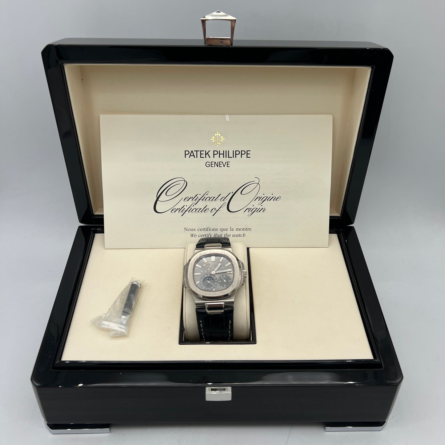 Patek Philippe Nautilus Moon Phase 5712G-001