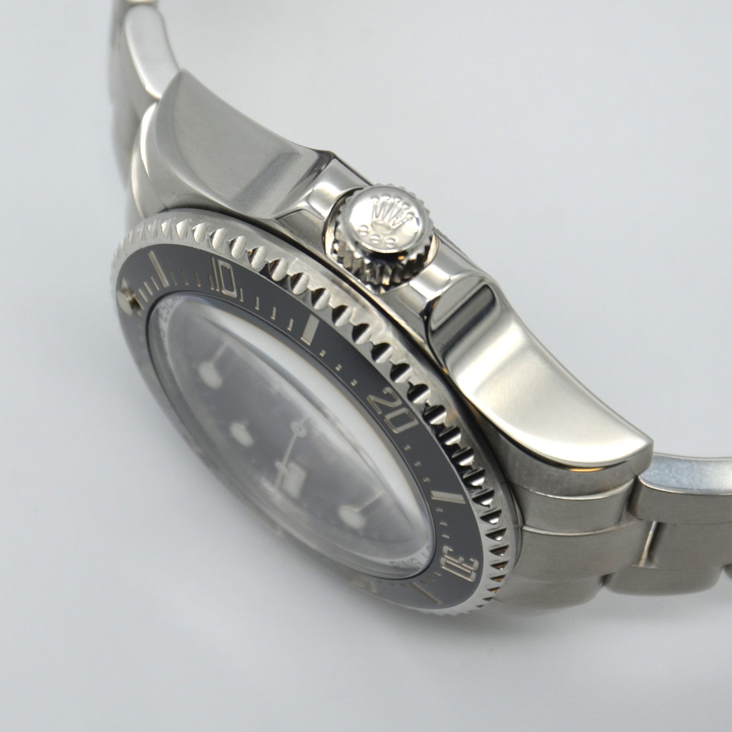 Rolex Sea Dweller Deep Sea 116660 2010 Black Dial B&P