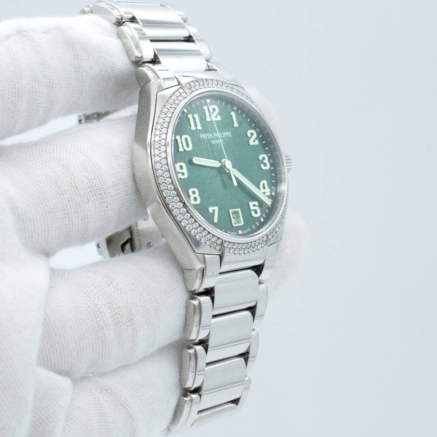 Patek Philippe Twenty~4 Steel & Diamond Olive Green Ladies Watch 7300/1200A-011