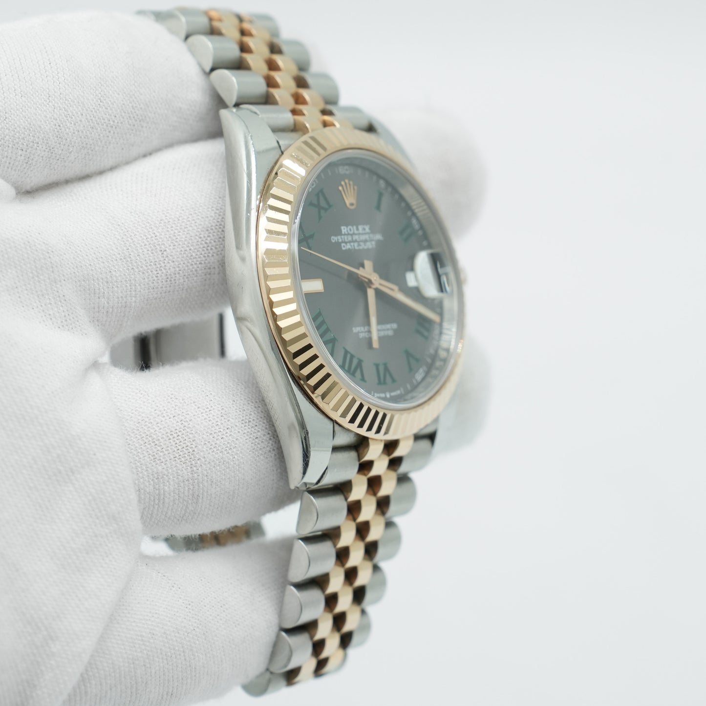 Rolex Datejust 126331 WIMBLEDON Dial Jubilee Bracelet with Fluted Bezel