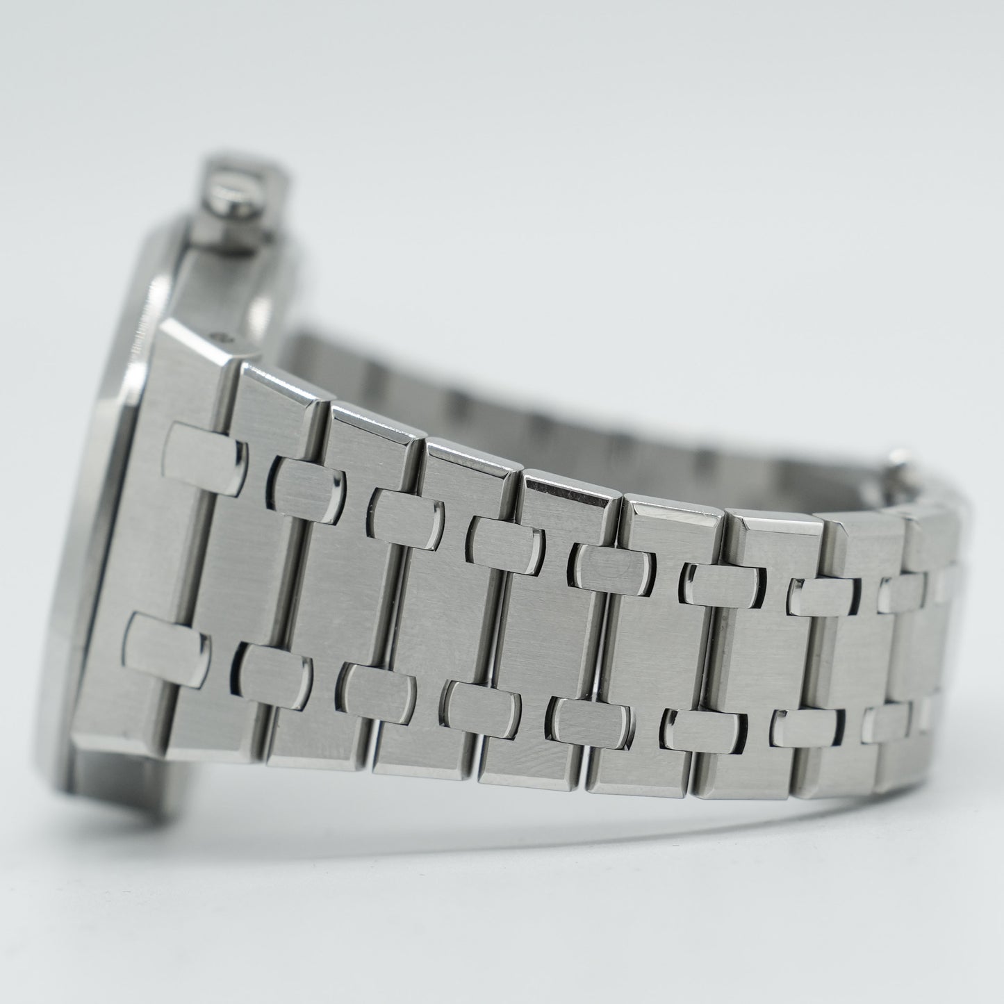 Audemars Piguet Royal Oak Chrono Steel Mens Watch 26331ST.OO.1220ST.02 BP