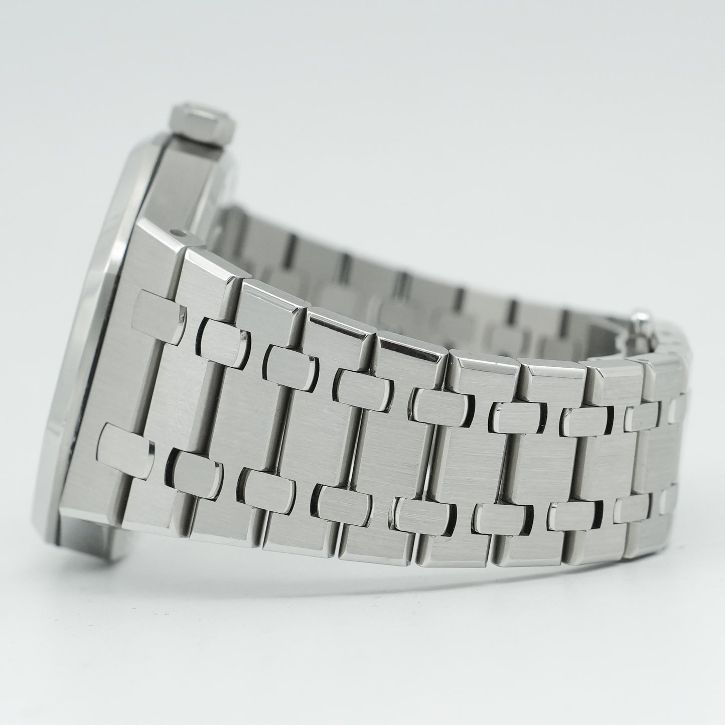 Audemars Piguet Royal Oak 41MM Selfwinding Blue Dial Steel 15400ST.OO.1220ST.03