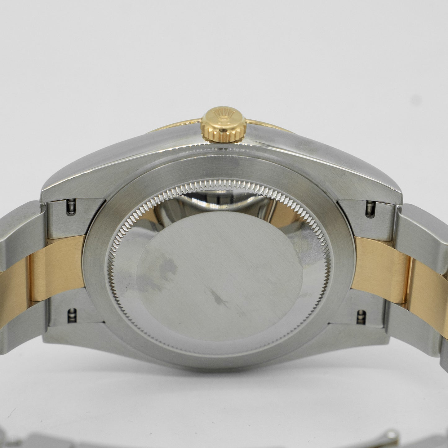 Rolex DateJust 126303 18k Yellow Gold Oyster Champagne Dial 41mm