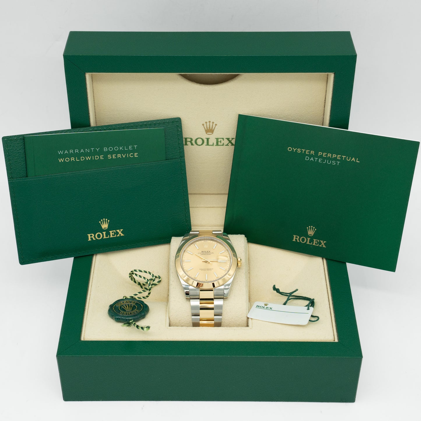 Rolex DateJust 126303 18k Yellow Gold Oyster Champagne Dial 41mm