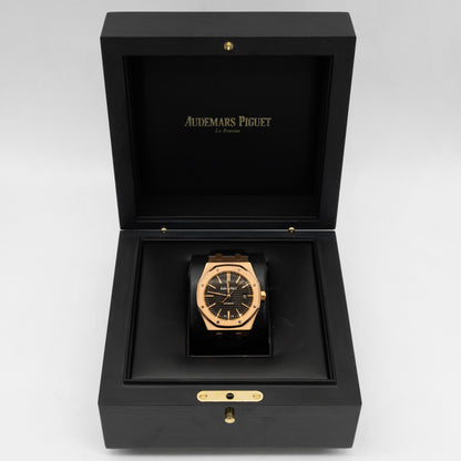 Audemars Piguet 15400OR.OO.D002CR.01.A Royal Oak Black Dial 41mm Watch