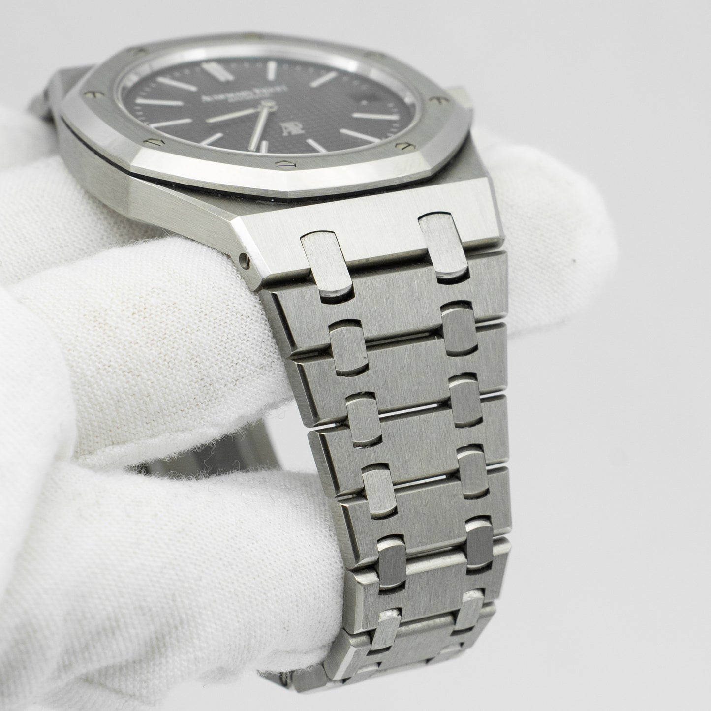 Audemars Piguet Royal Oak "50th Anniversary" Blue Dial 39mm 16202ST.OO.1240ST.01