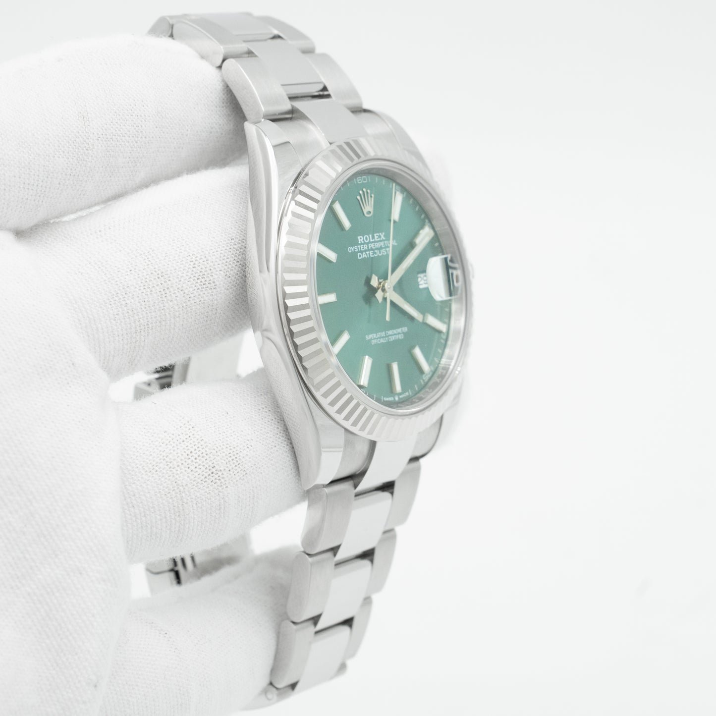 Rolex Datejust Mint Green Dial 126334 Fluted Bezel Oyster Bracelet 41MM 2025 B&P
