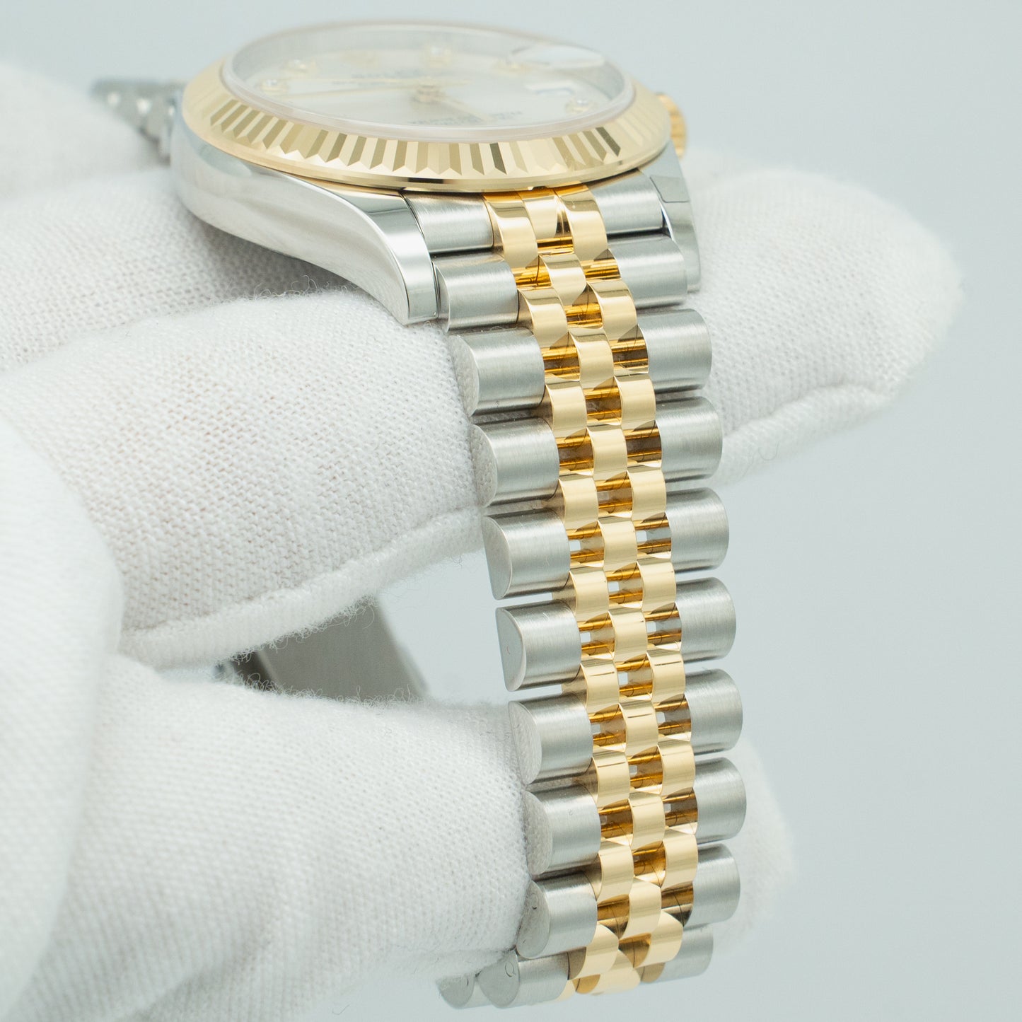 Rolex Datejust 31 Silver Diamond Dial Jubilee 278273 Full Set 2025