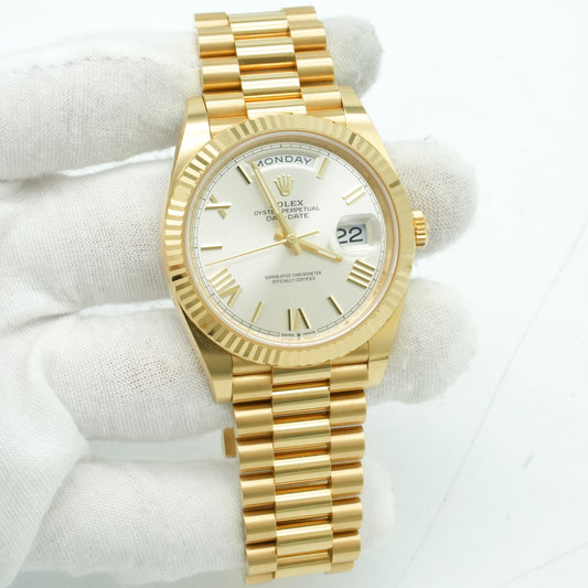 Rolex Day-Date II President 41mm Silver Roman 18K Yellow Gold 218238 BP 2022