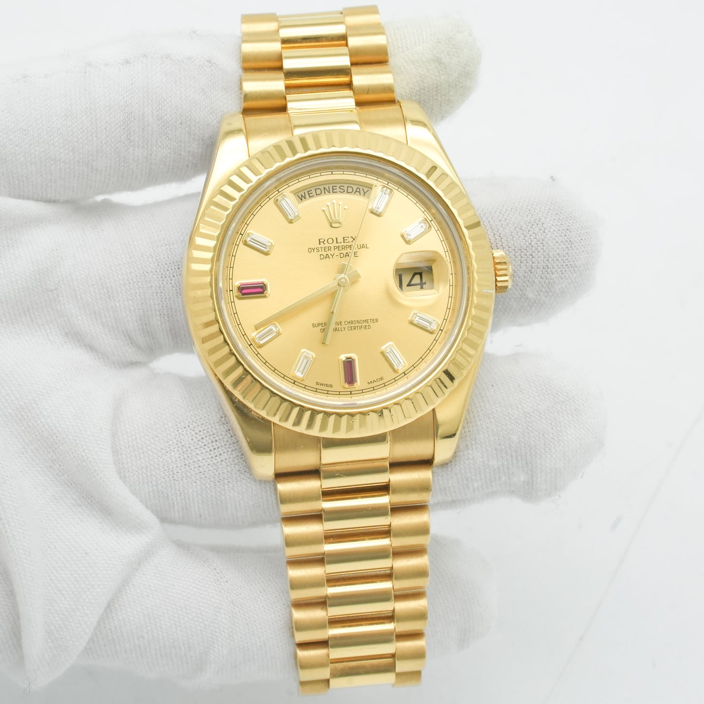 Rolex Day-Date II 218238 Ruby Diamond Dial 18k Gold