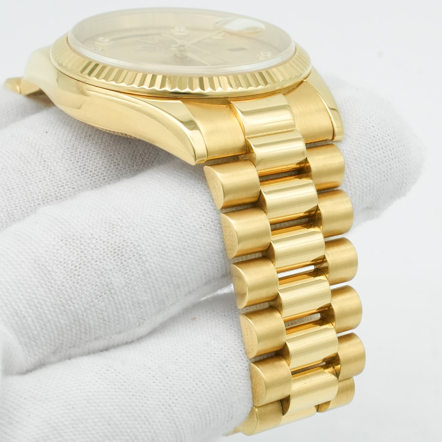 ROLEX Day-Date 36 118238 Yellow Diamond Champagne Dial