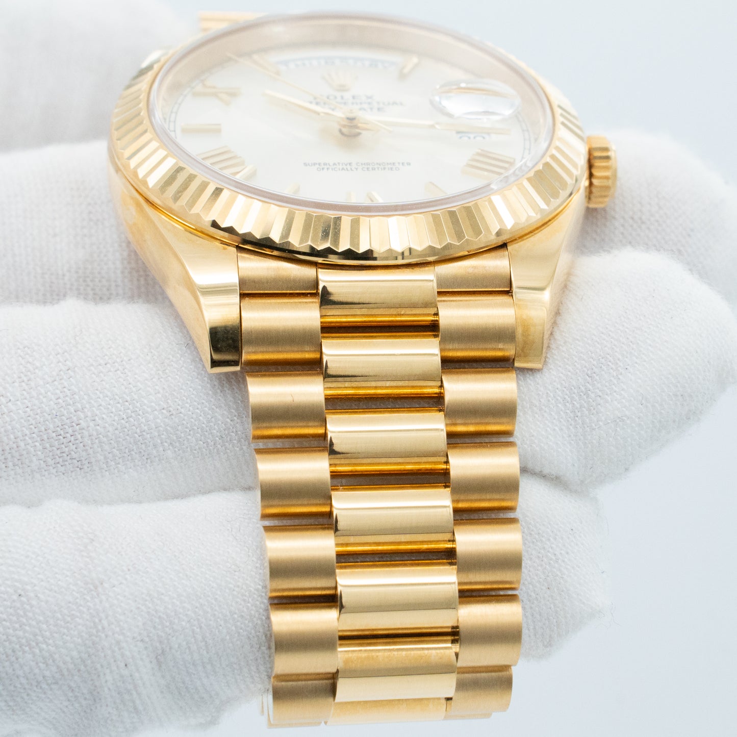Rolex Day Date 40mm Silver Roman Dial 228238 srp B&P 2019