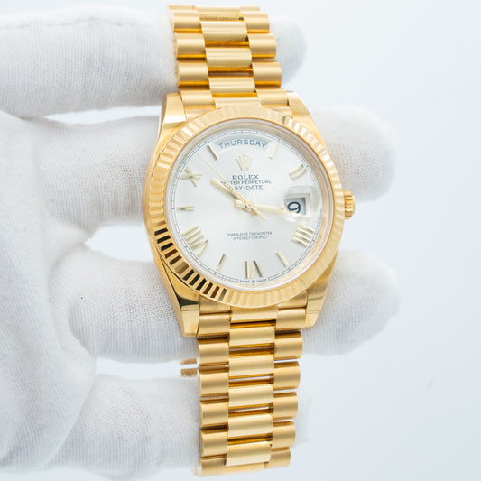 Rolex Day Date 40mm Silver Roman Dial 228238 srp B&P 2019