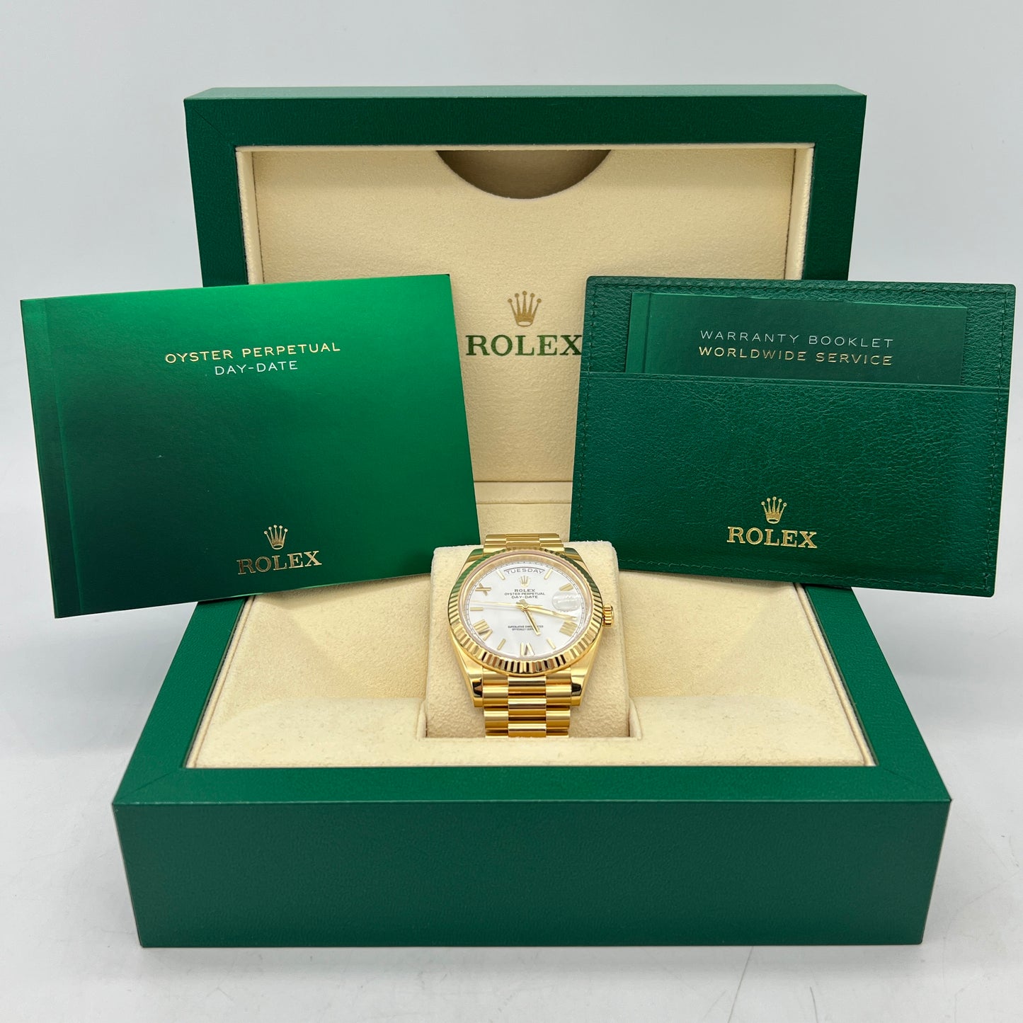 Rolex Day Date 40mm Silver Roman Dial 228238