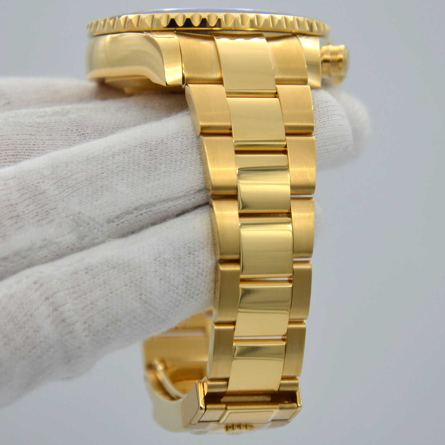 Rolex 18K Yellow Gold 44mm Yacht-Master II 116688